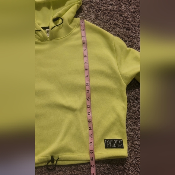 STUNNING VS PINK NEON YELLOW KNIT CROP HOODIE WITH BUNGEE CORDS - Picture 9 of 13